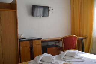 Отель Visconti Militari Бухарест Бюджетный двухместный номер с 1 кроватью-1